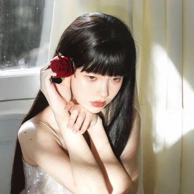 靠近我一点